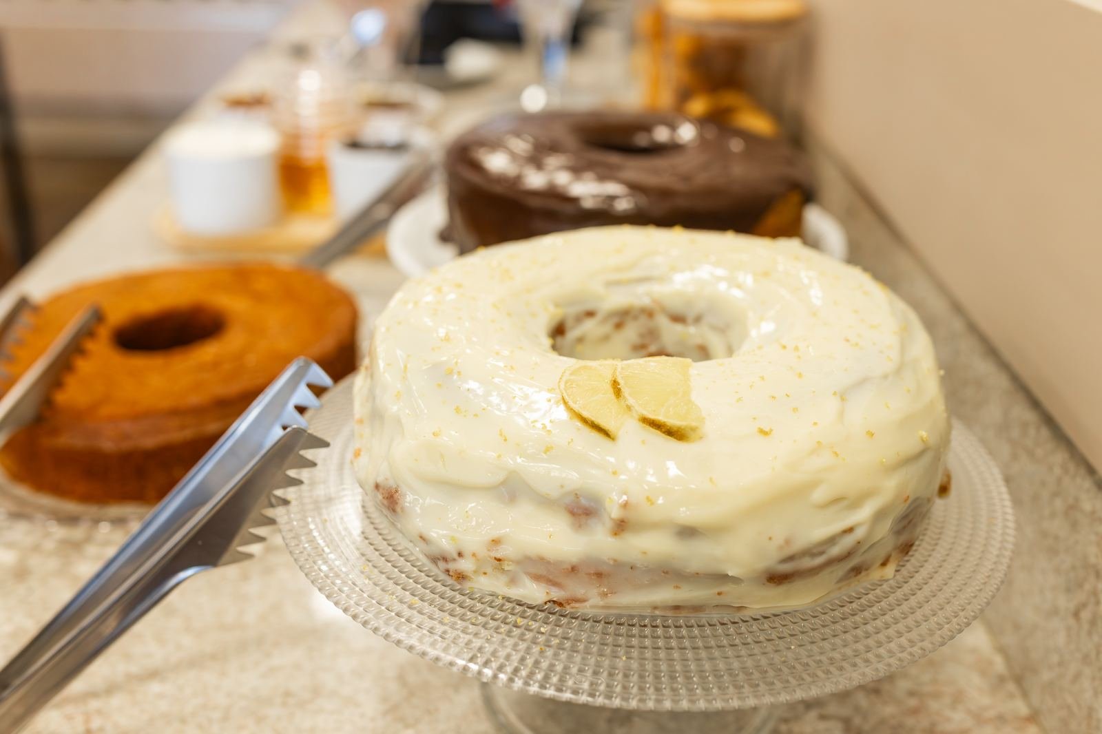 Bolo de chantilly e variedades do dia